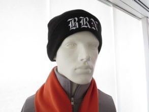 Kappe bestickt