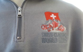 Jacken, Sweat-Shirts mit einer Stickerei von Tonsai.