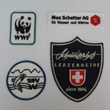 Gestickte Aufnäher für mannigfaltige Verwendung. Auf die Stickqualität legen wir grössten Wert.